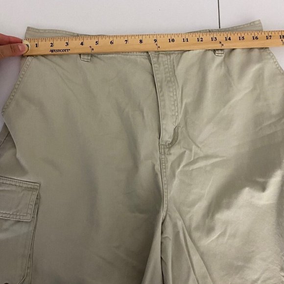 Mickey Mouse Disney Store Cargo Shorts Mens Large Beige Elastic Waist - Picture 9 of 10